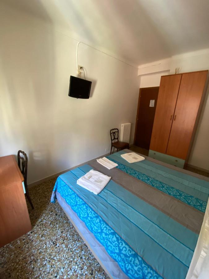 Hotel Primavera Sanremo Luaran gambar