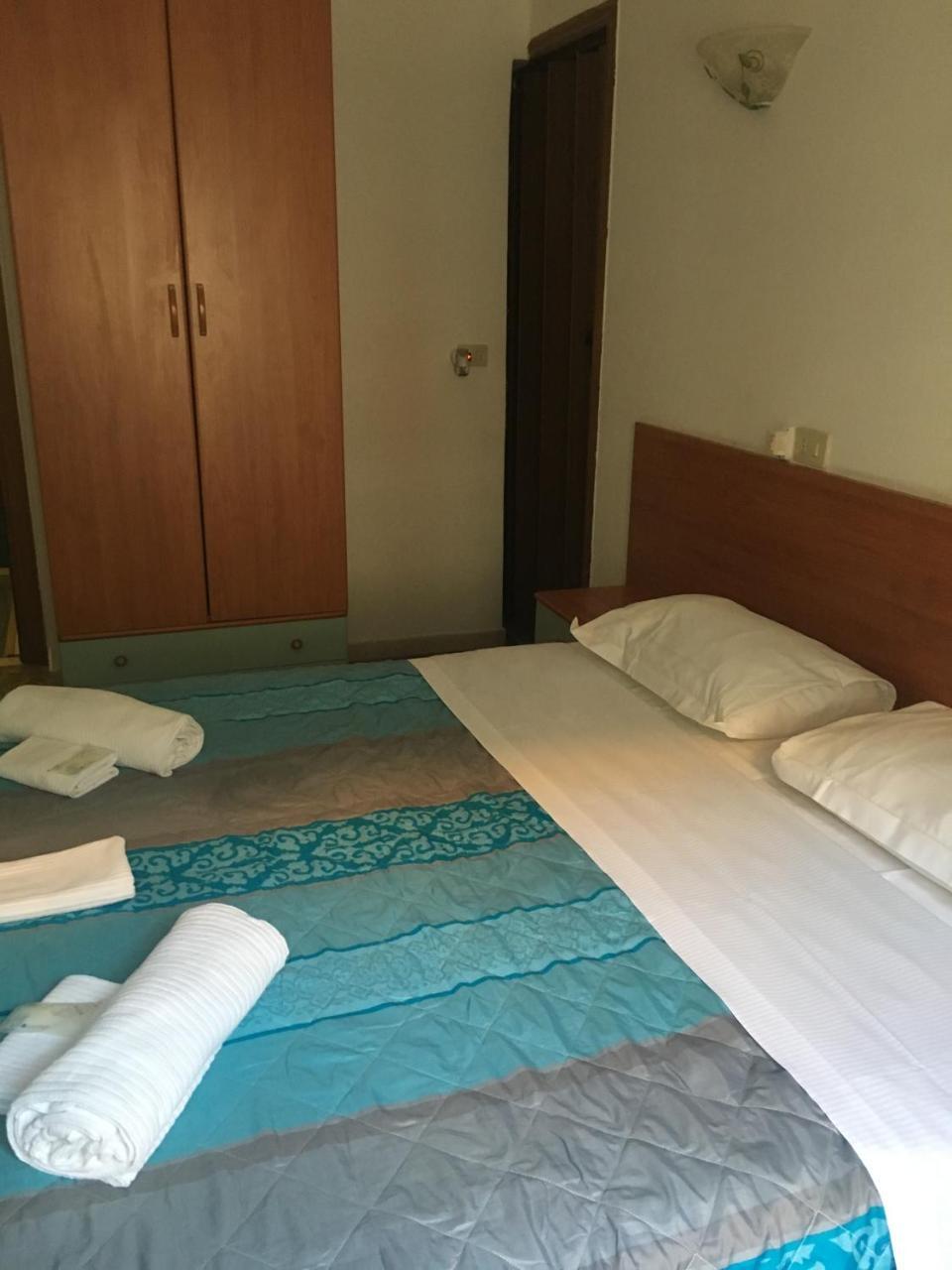 Hotel Primavera Sanremo Luaran gambar